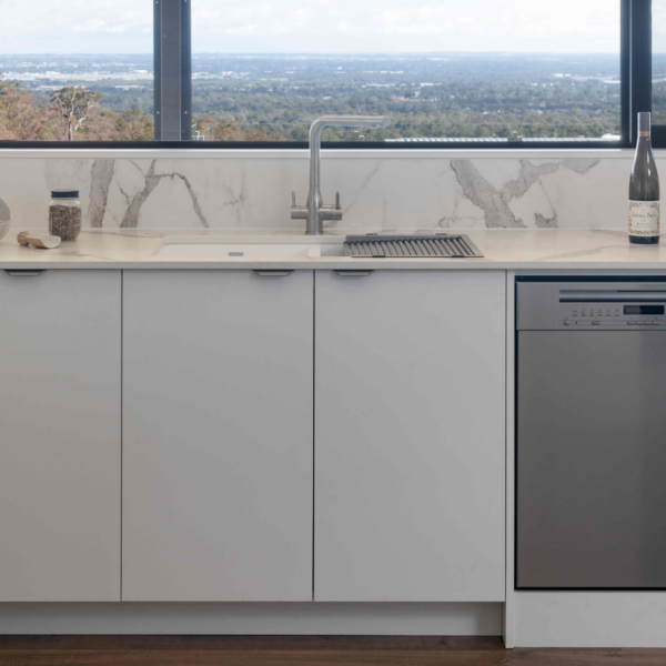 Luma.Belling Integrated Dishwasher